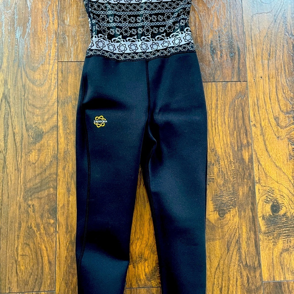 Zaggora Hot Pants